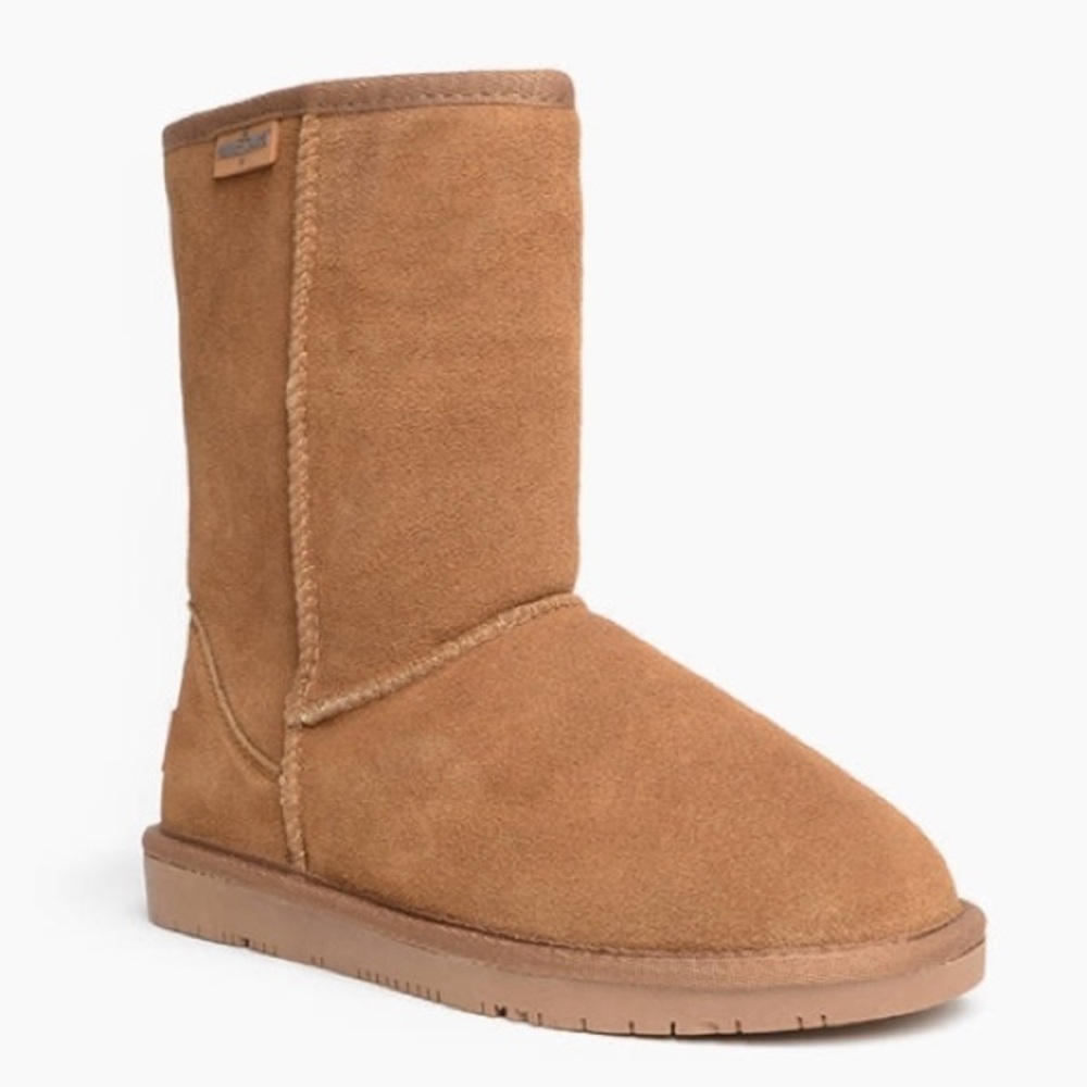 Minnetonka Olympia Short Boot - 10 - NWT